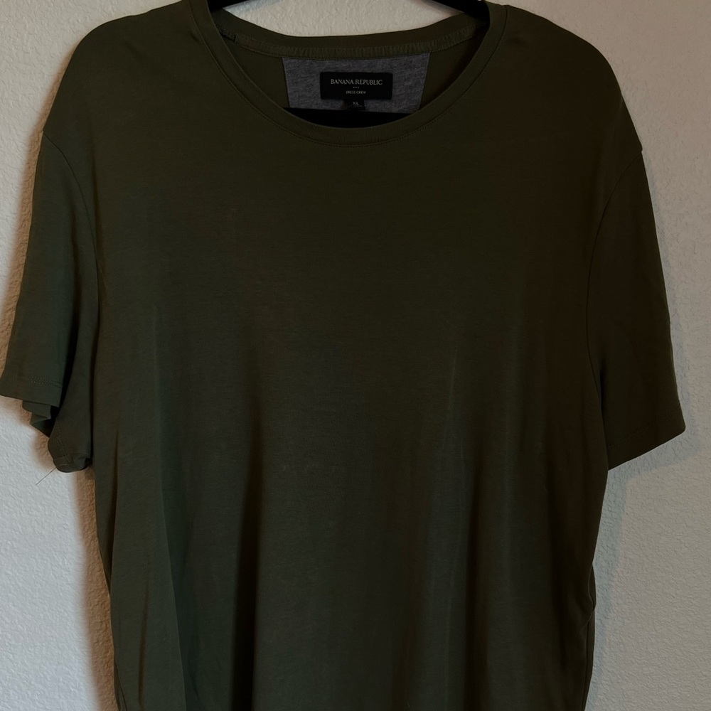 Banana Republic Mens Dress Crew T-shirt